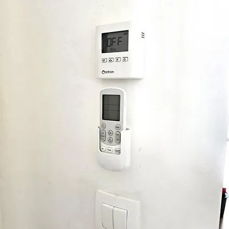 Luxurious Near The Center - Entire Unit Prag